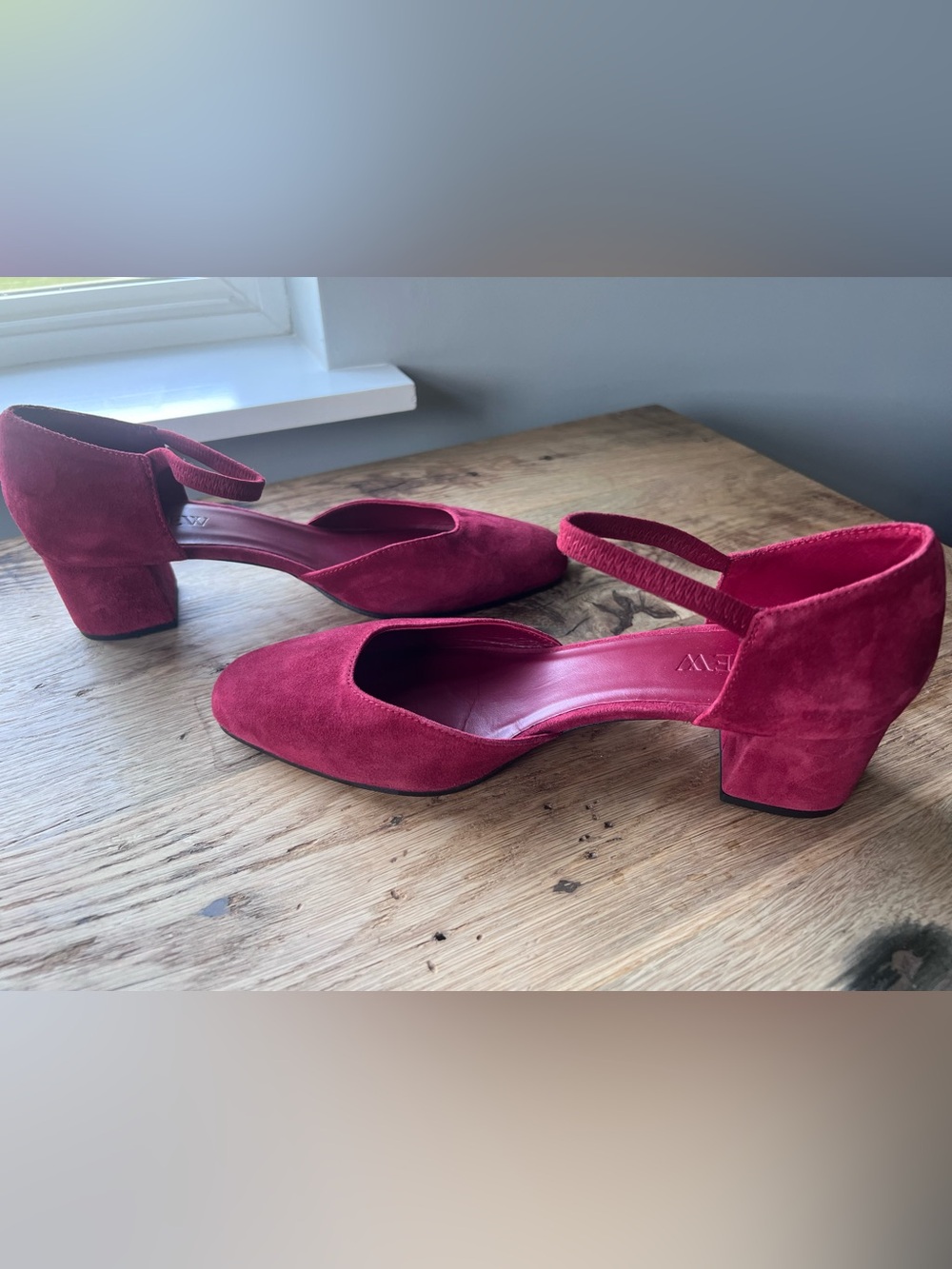 J Crew Mollie Elastic Strap Heel in Red Suede Size 8 - Picture 4 of 6